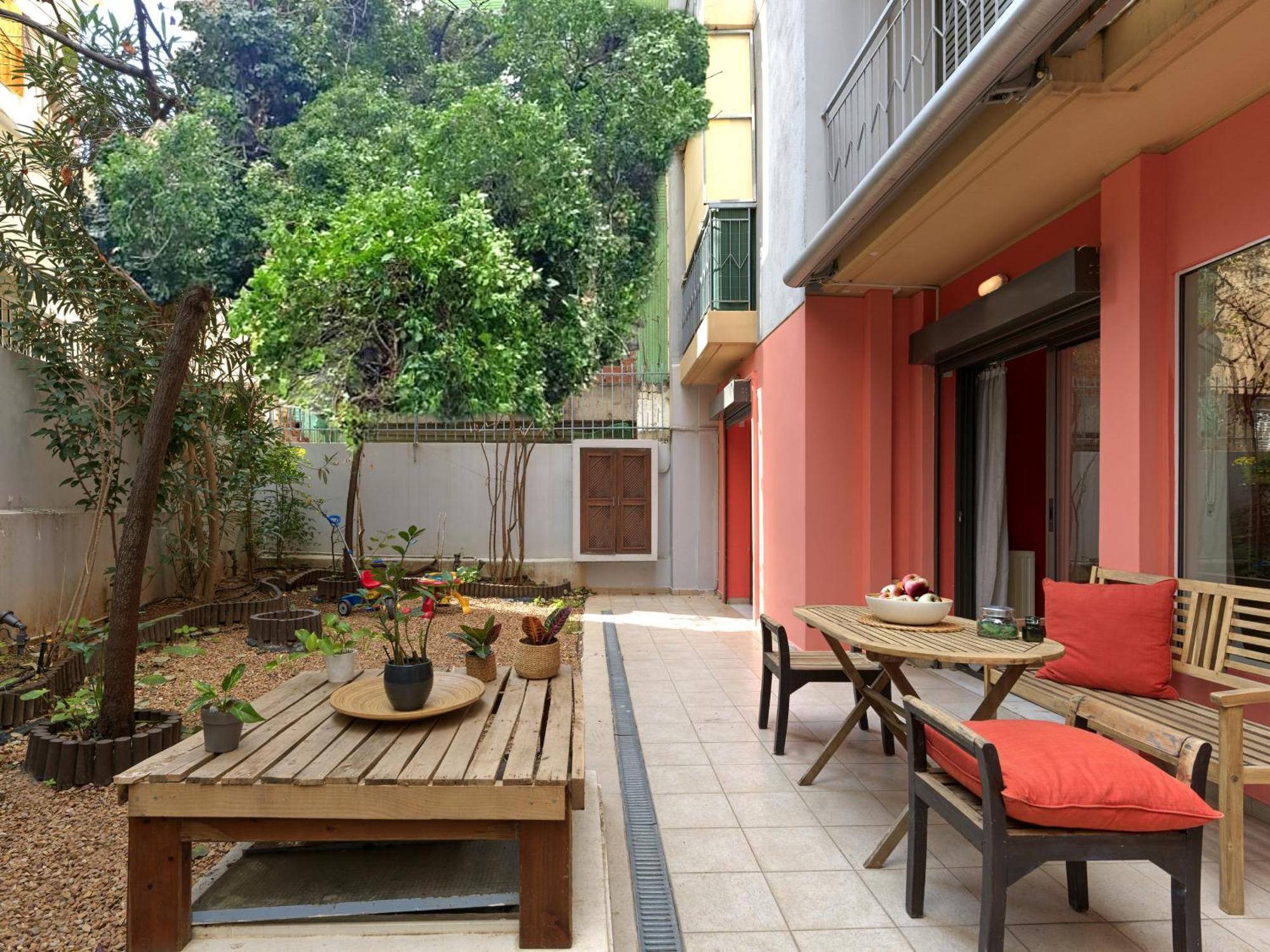 Koukaki Garden Escape Child Friendly Apartment アテネ エクステリア 写真