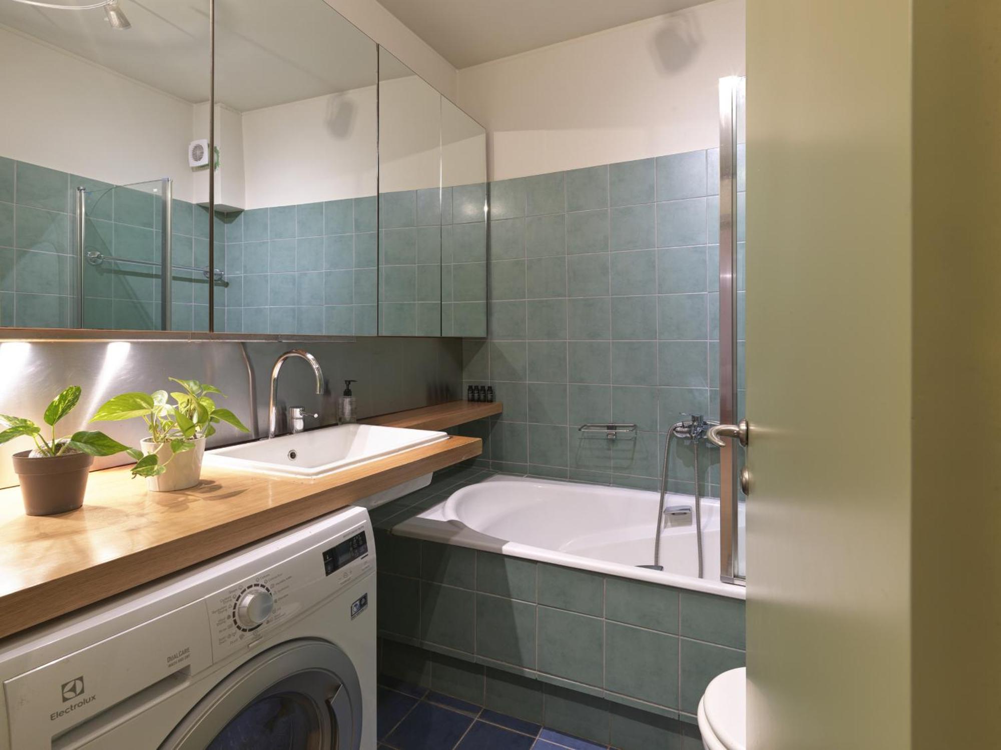 Koukaki Garden Escape Child Friendly Apartment アテネ エクステリア 写真